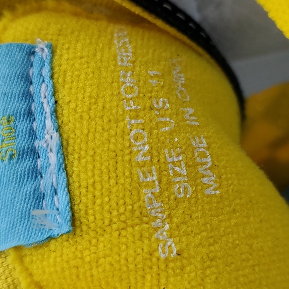 VANS THE SIMPSONS SAMPLE SNEAKERS - Picture 12 of 12